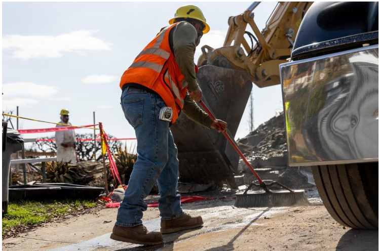 Wildfire debris cleanup in Pacific Palisades, California, March 1, 2025. Photo: Travis England / U.S. Army Corps of Engineers | Public domain